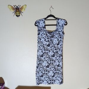 Chic Floral Mini Dress in Black and White